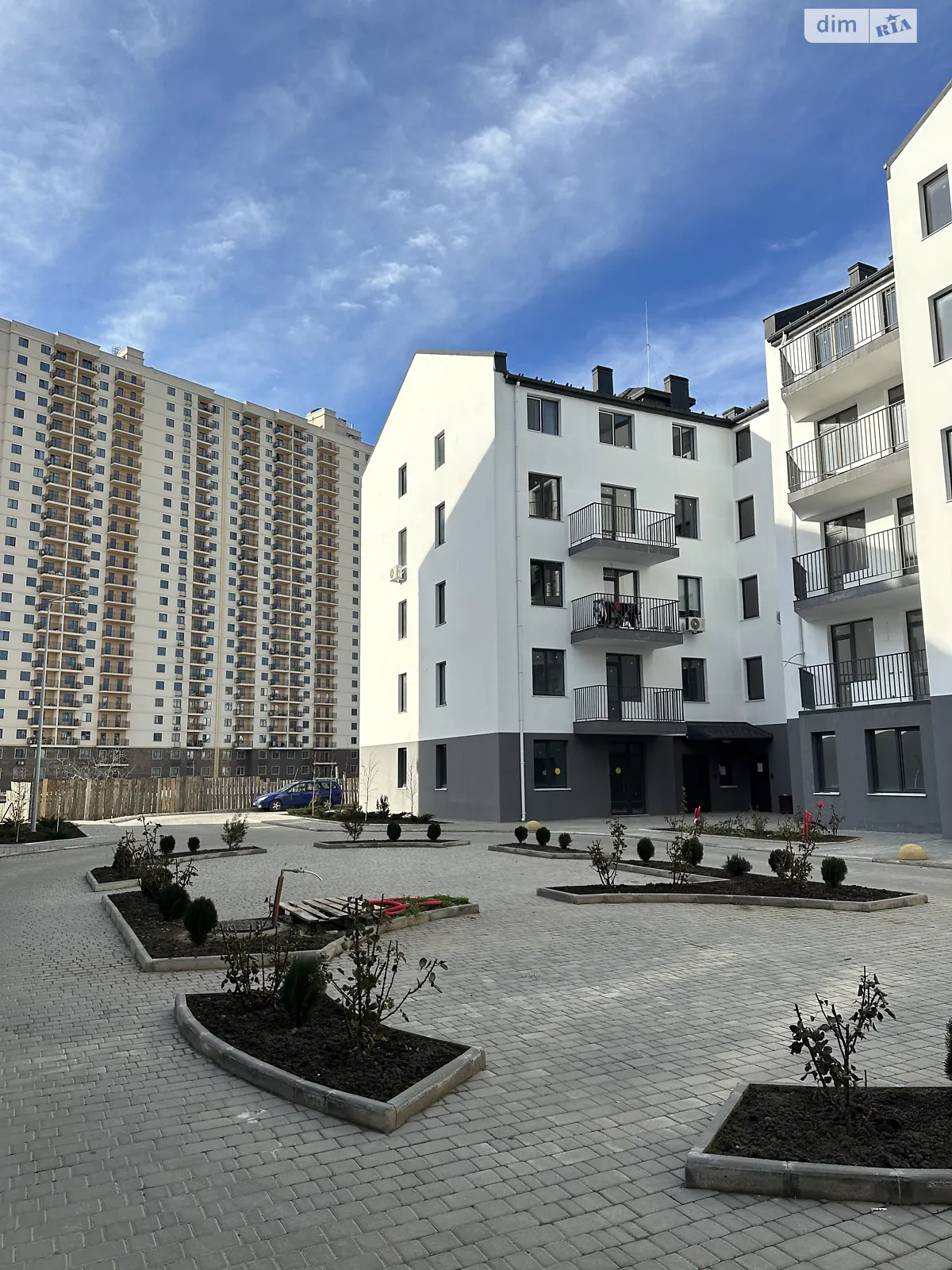 Продается 1-комнатная квартира 39 кв. м в Одессе, ул. Академика Сахарова