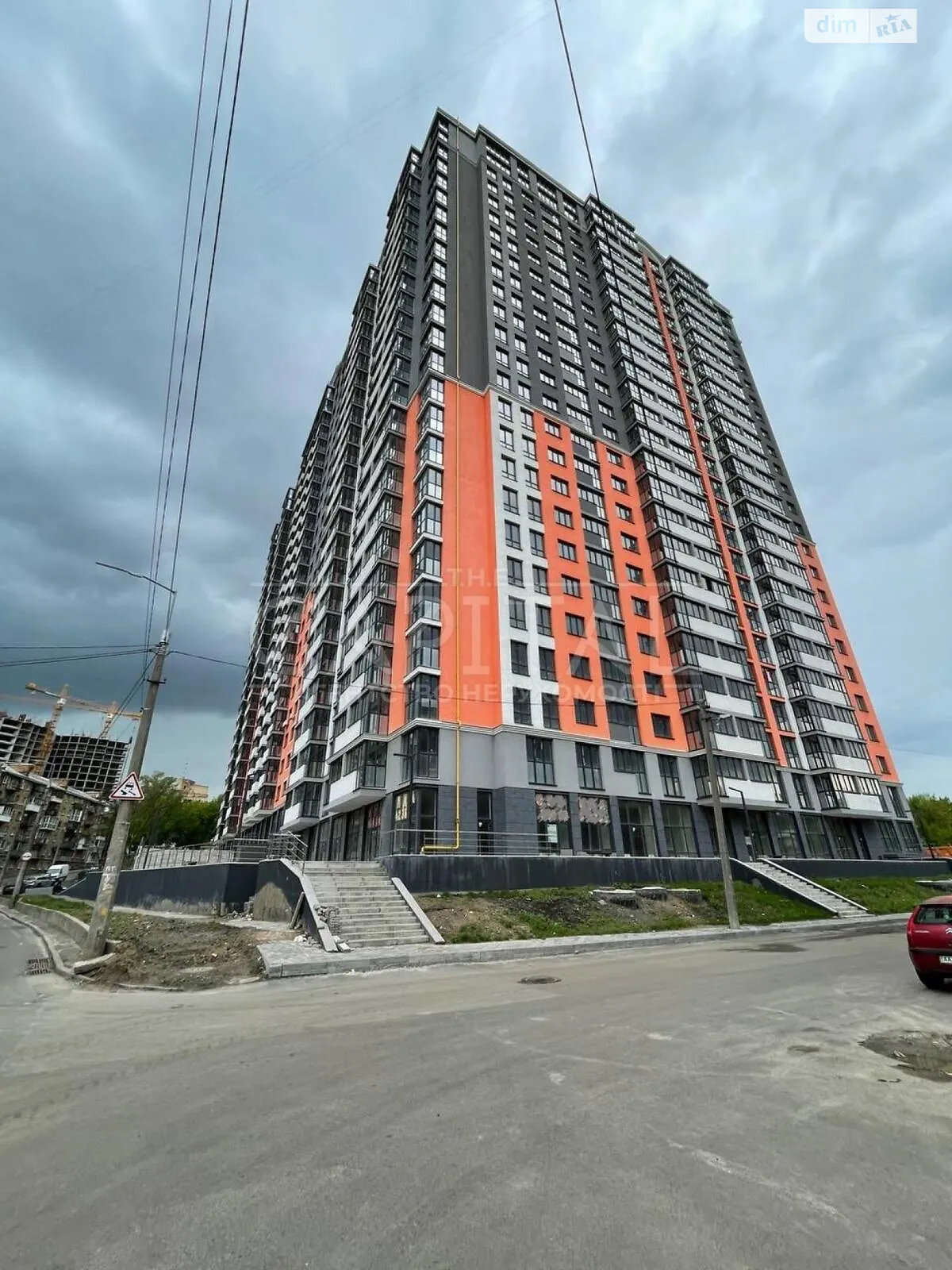 Продается объект сферы услуг 138 кв. м в 24-этажном здании - фото 3