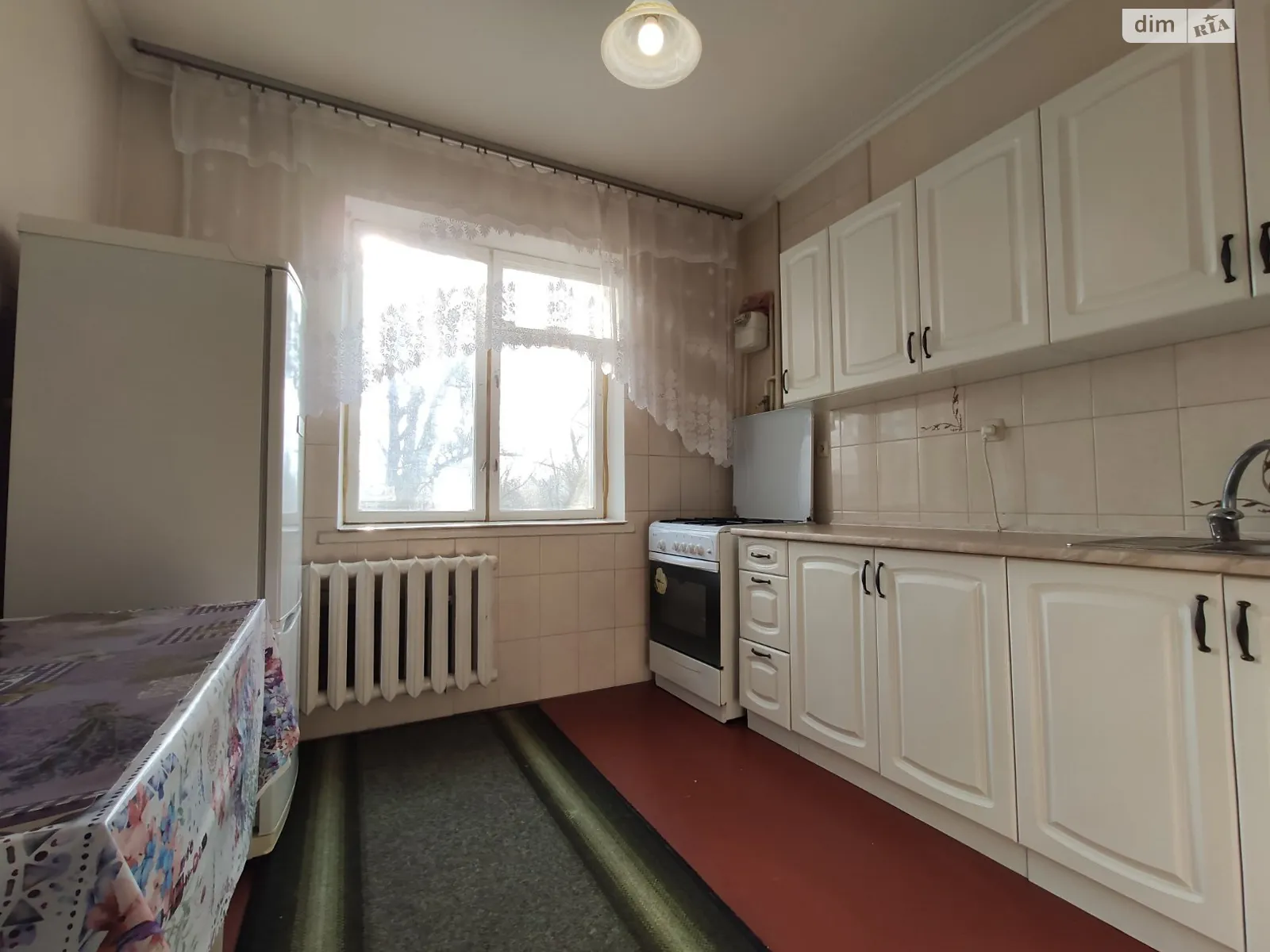 Здається в оренду кімната 47 кв. м у Києві, цена: 4000 грн