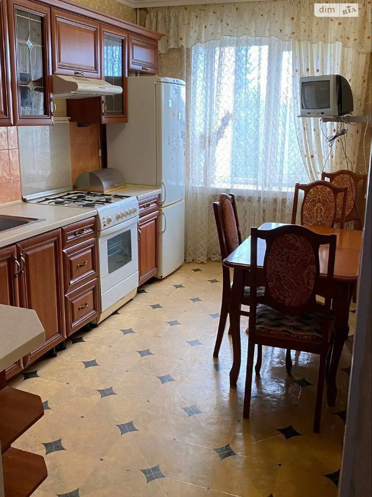 Сдается в аренду 3-комнатная квартира 70 кв. м в Хмельницком, цена: 10000 грн