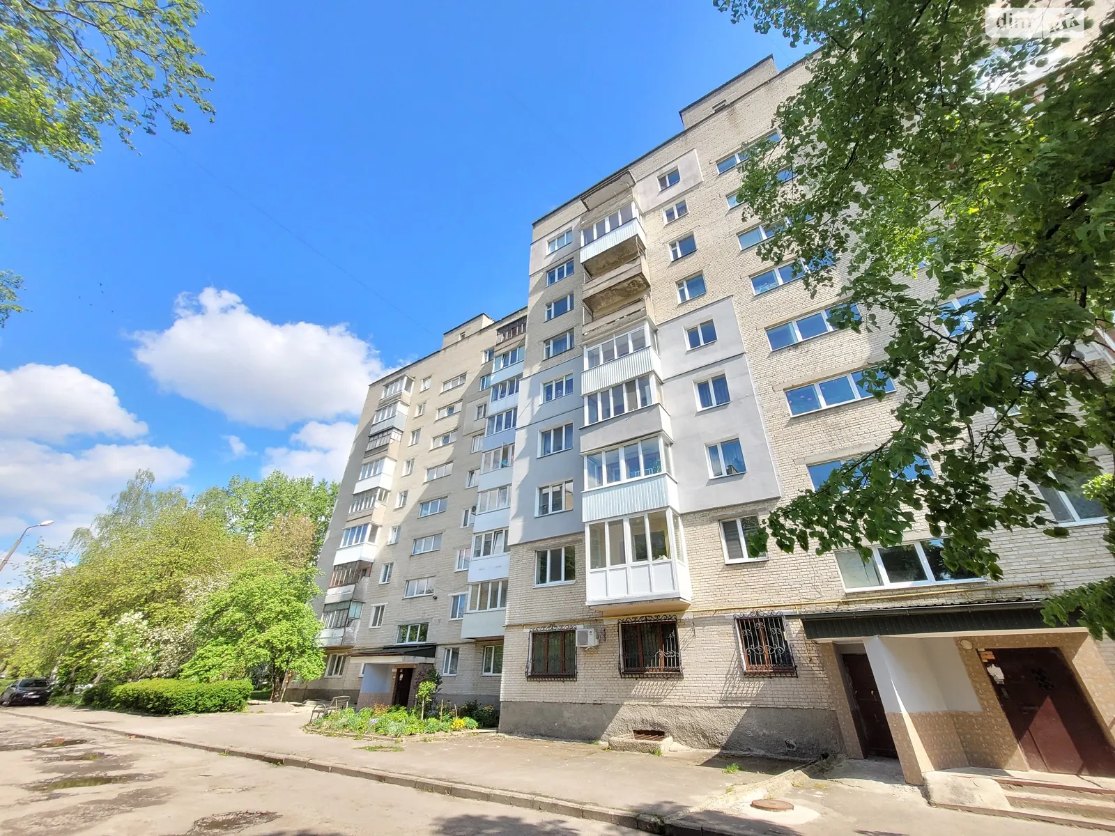 3-кімнатна квартира 67 кв. м у Луцьку, цена: 45500 $