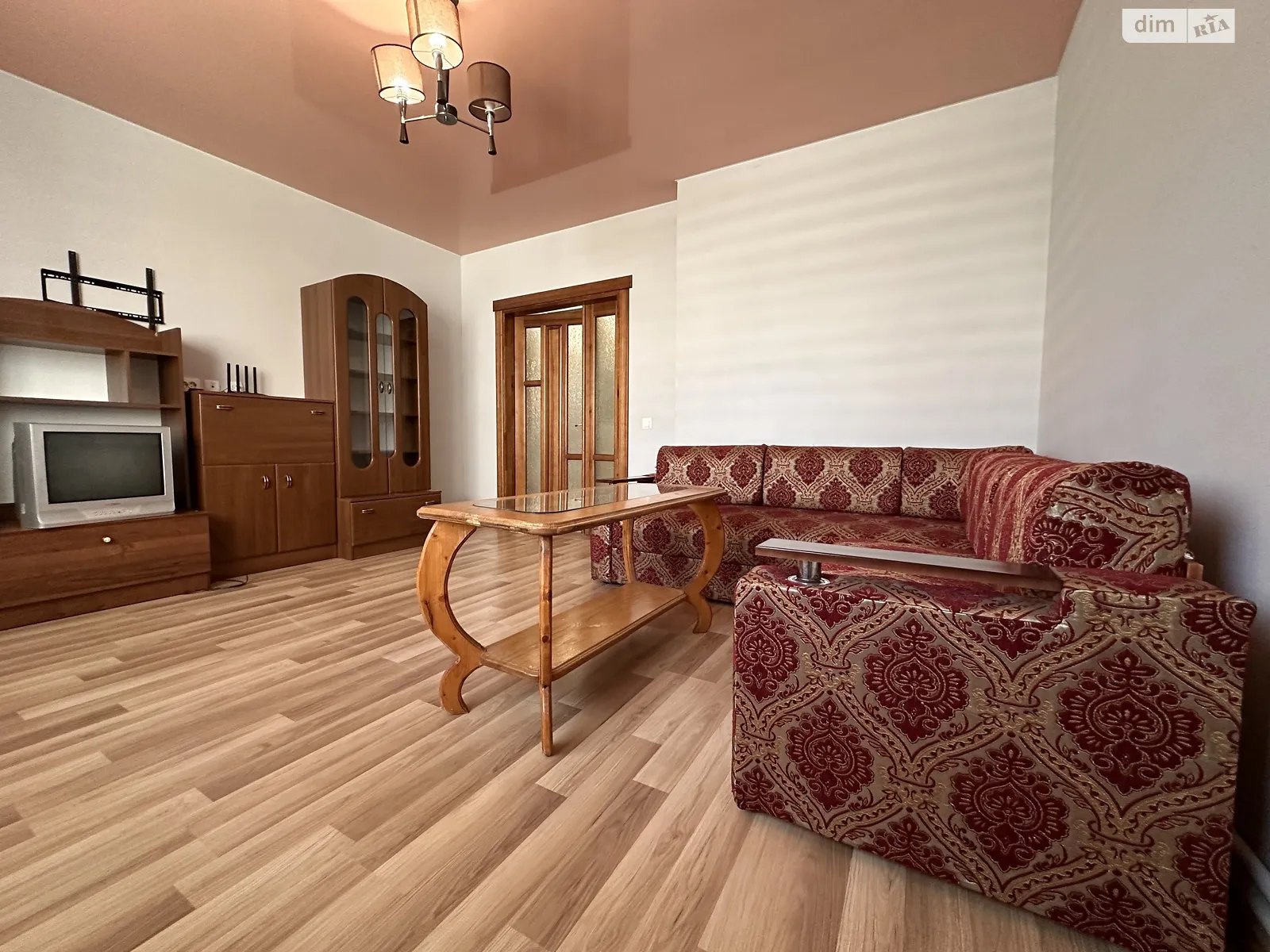 Продается 2-комнатная квартира 61.4 кв. м в Ивано-Франковске