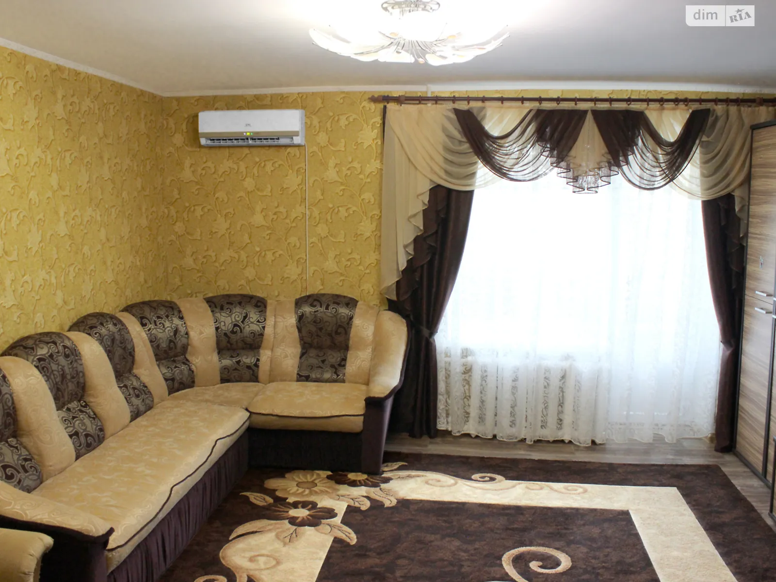 Продается 3-комнатная квартира 67.7 кв. м в Чернигове, ул. Котляревского, 3 - фото 1