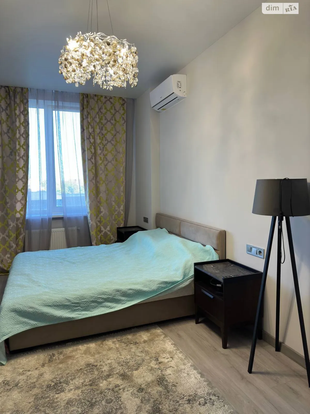 Продается 1-комнатная квартира 60 кв. м в Одессе, цена: 65000 $