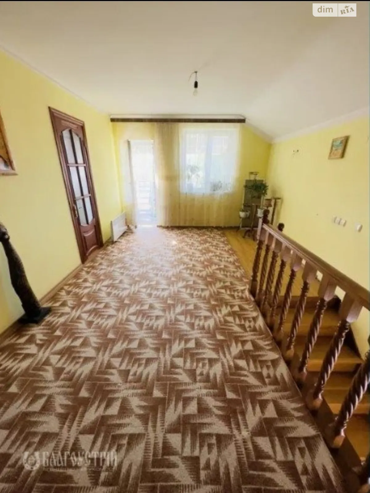 Продается дом на 2 этажа 240 кв. м с верандой, цена: 179990 $ - фото 1