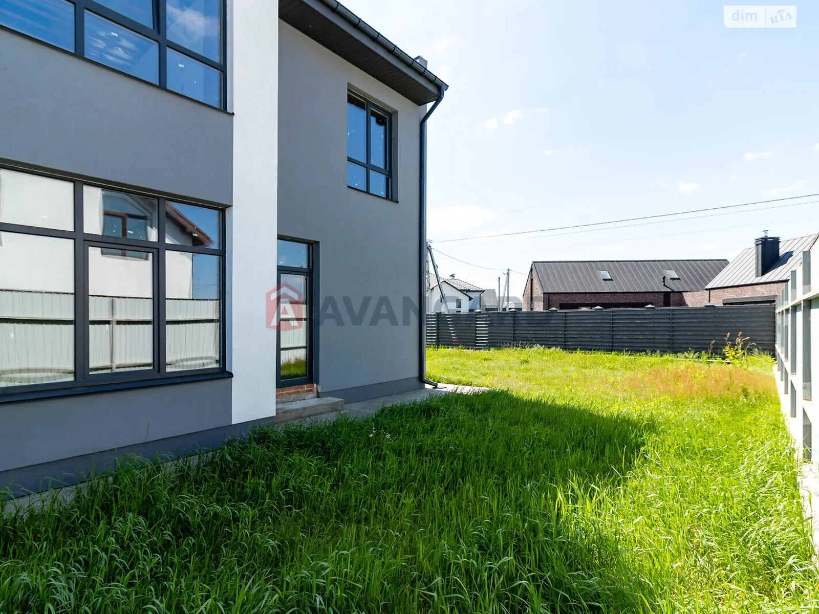Продається будинок 2 поверховий 296 кв. м з верандою, цена: 169000 $ - фото 1