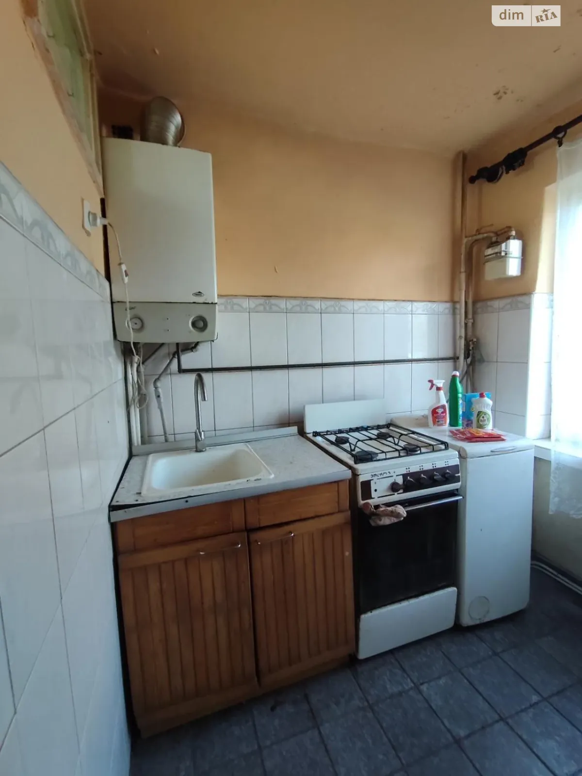 Продается 2-комнатная квартира 46 кв. м в Ужгороде, ул. Заньковецкой, 21 - фото 1