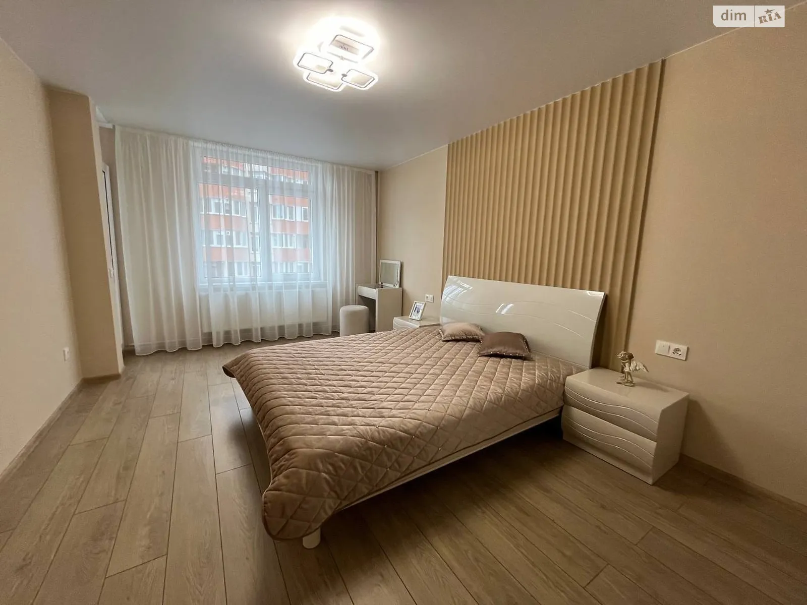 2-кімнатна квартира 70 кв. м у Тернополі, вул. Київська - фото 1