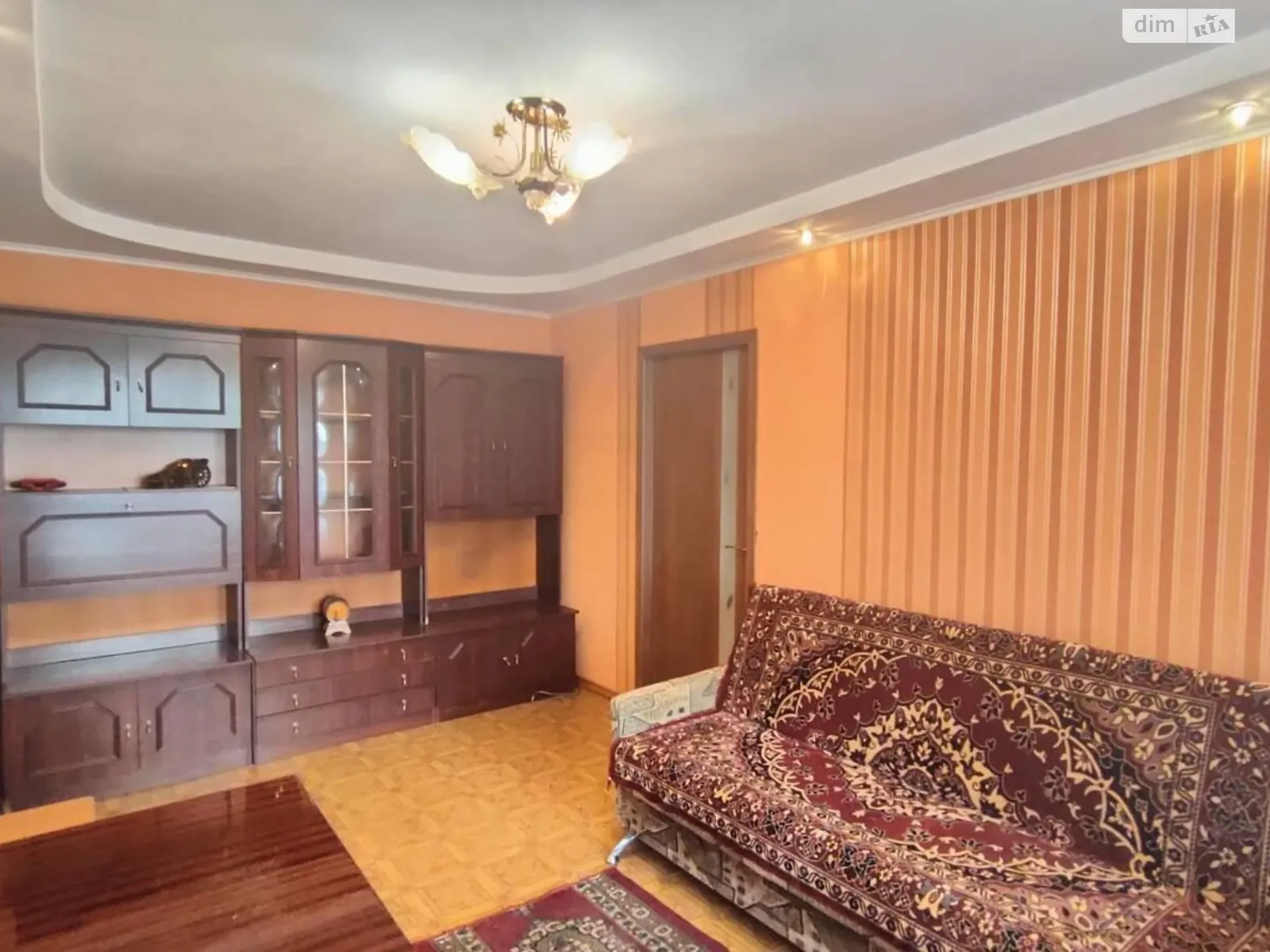 Продается 2-комнатная квартира 42.4 кв. м в Одессе, просп. Добровольского