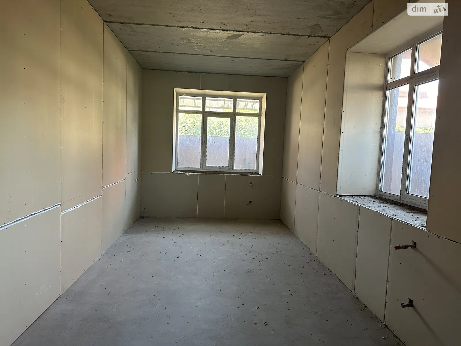 Продається офіс 103 кв. м в бізнес-центрі, цена: 53000 $ - фото 1