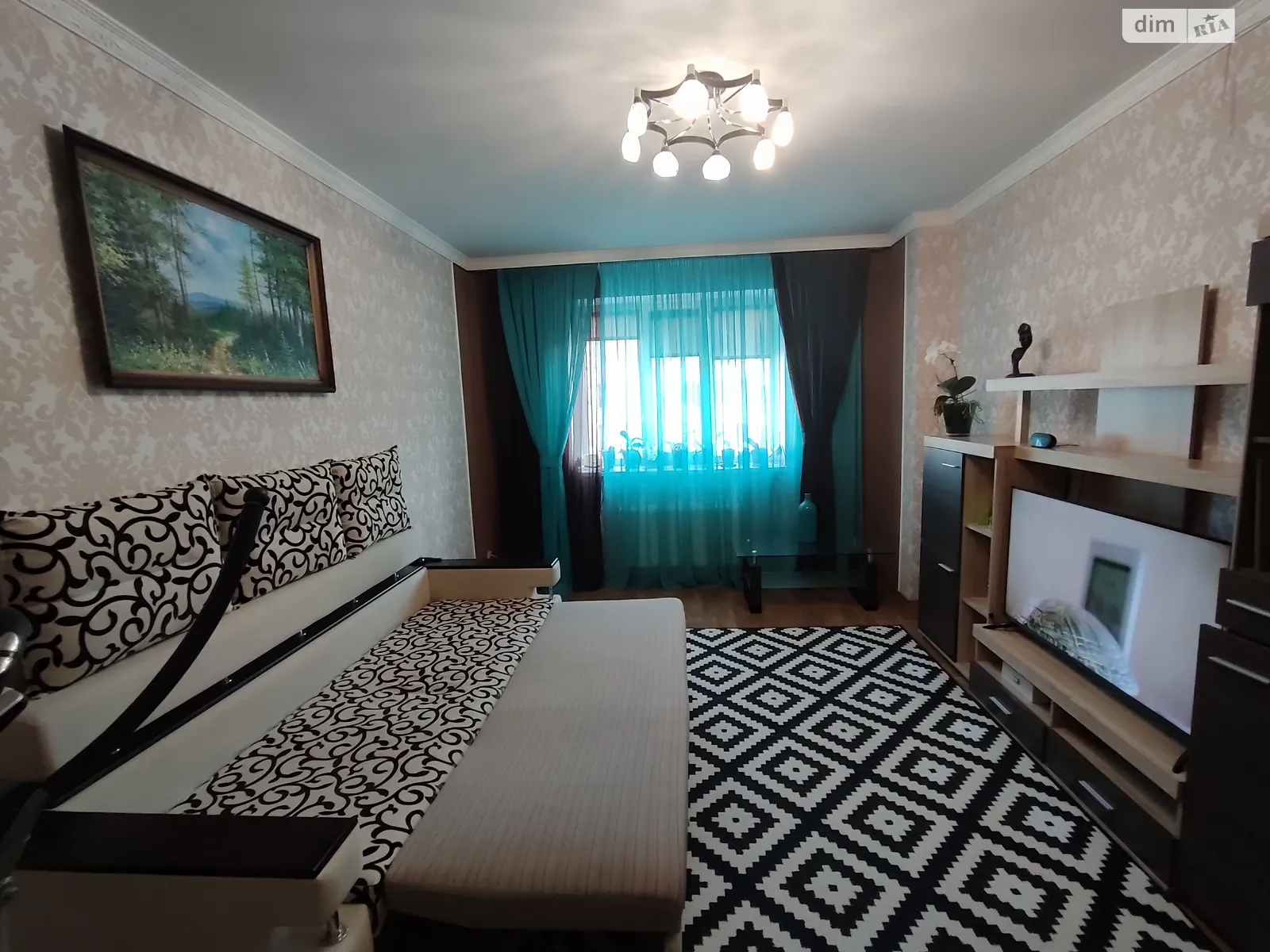 Продается 3-комнатная квартира 90 кв. м в Софиевской Борщаговке, ул. Павла Чубинского, 4 - фото 1