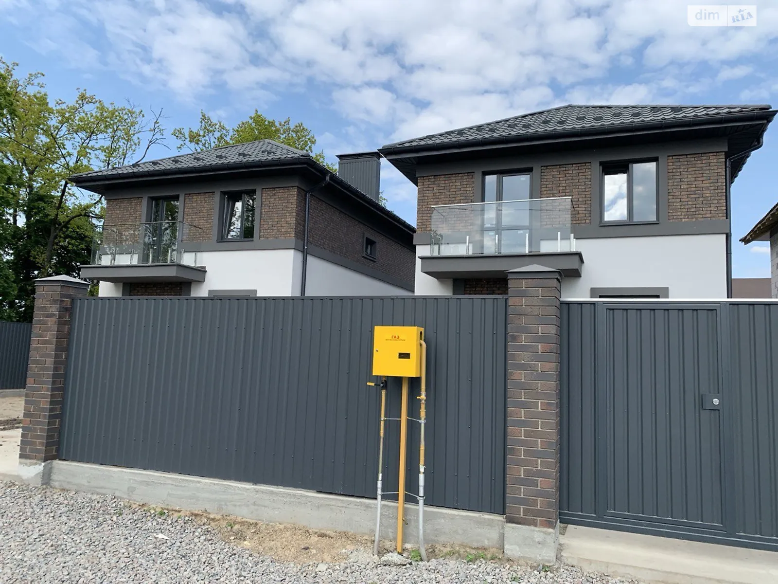 Продається будинок 2 поверховий 120 кв. м з гаражем, цена: 105000 $ - фото 1