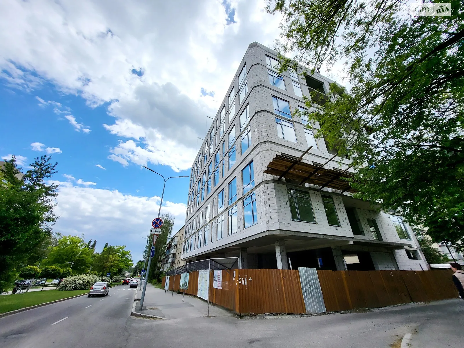 Продается 3-комнатная квартира 103.63 кв. м в Виннице, просп. Космонавтов - фото 1