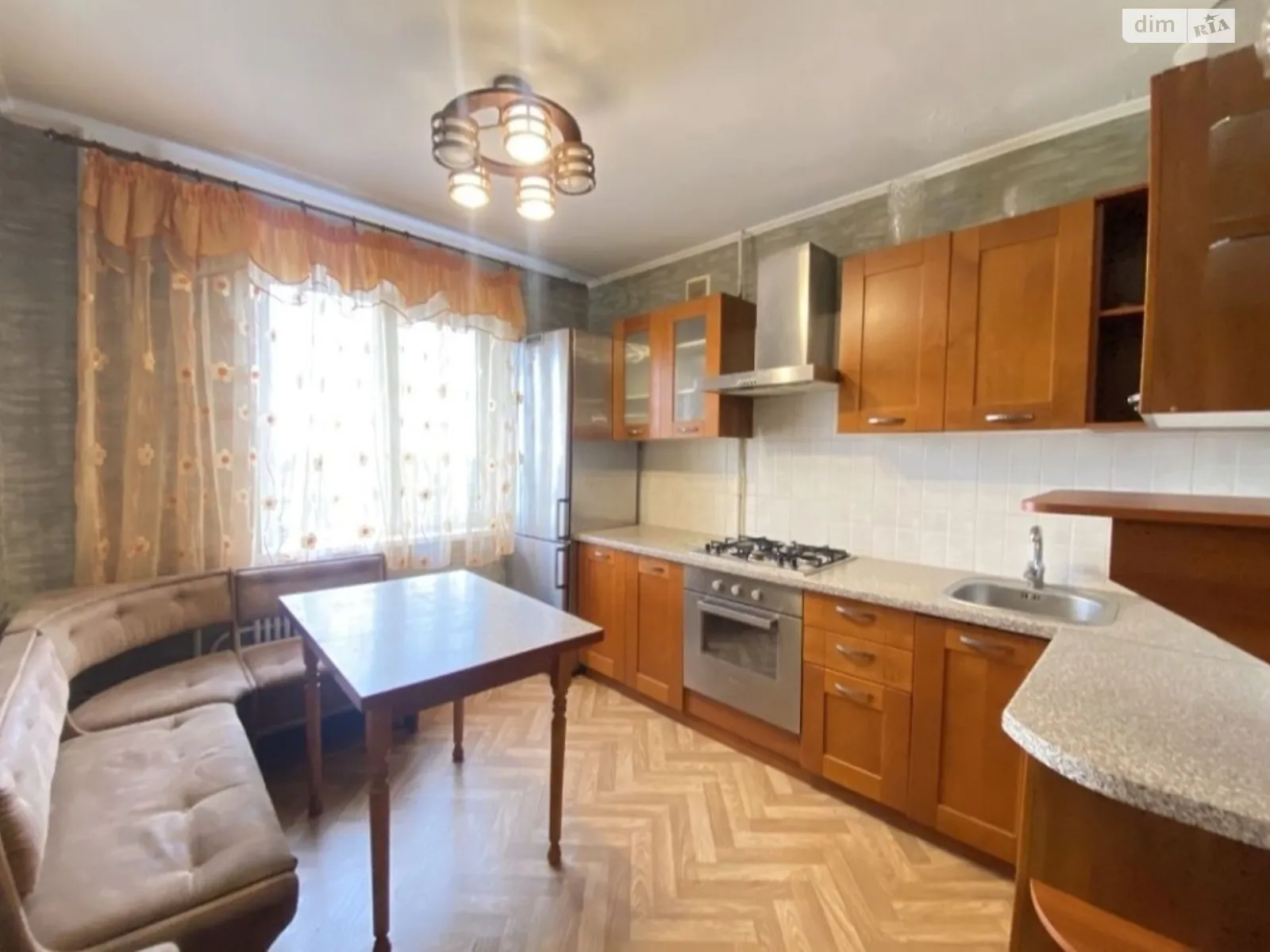 Сдается в аренду 3-комнатная квартира 72 кв. м в Днепре, ул. Березинская