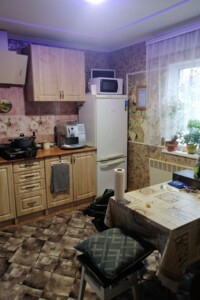 Сниму часть дома в Вышгороде долгосрочно