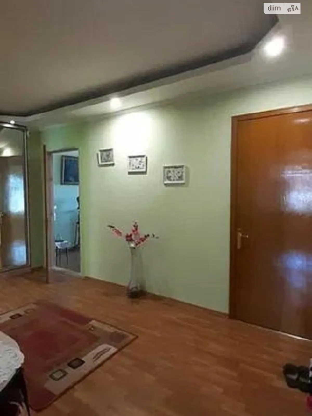 Продается 3-комнатная квартира 80 кв. м в Харькове, ул. Цементная