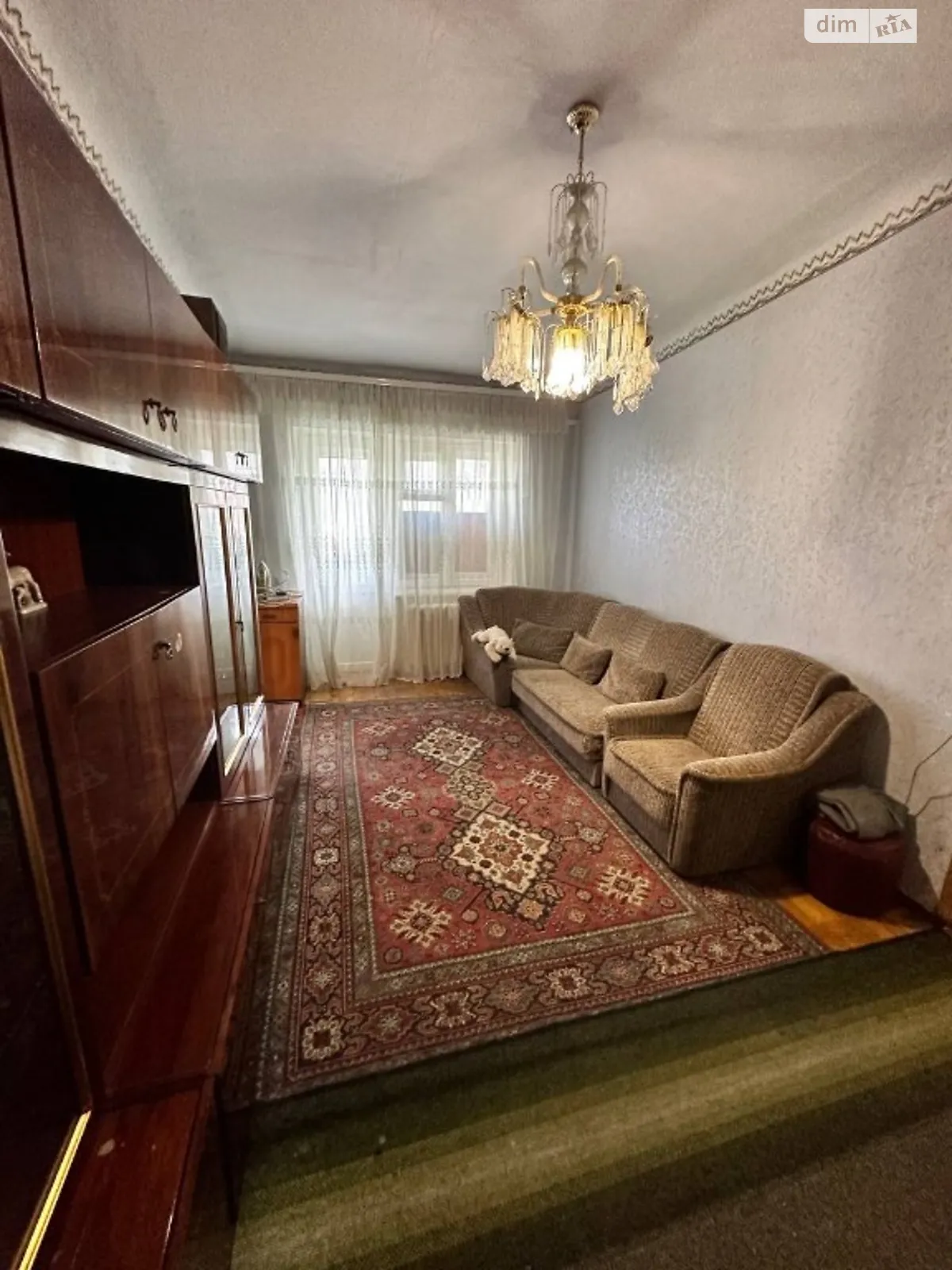 Продається 3-кімнатна квартира 56 кв. м у Хмельницькому