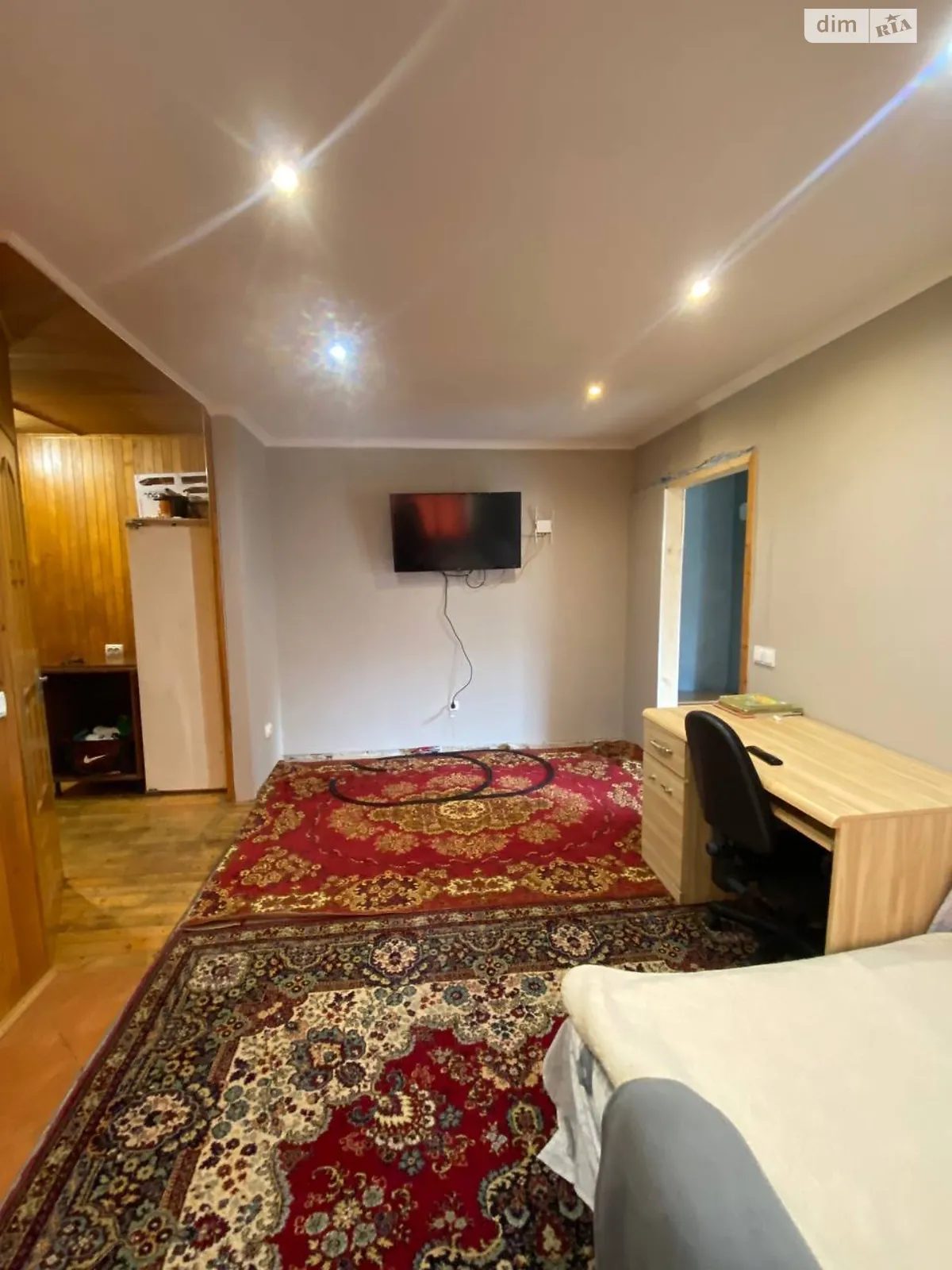 Продается 2-комнатная квартира 44.5 кв. м в Каменице - фото 3