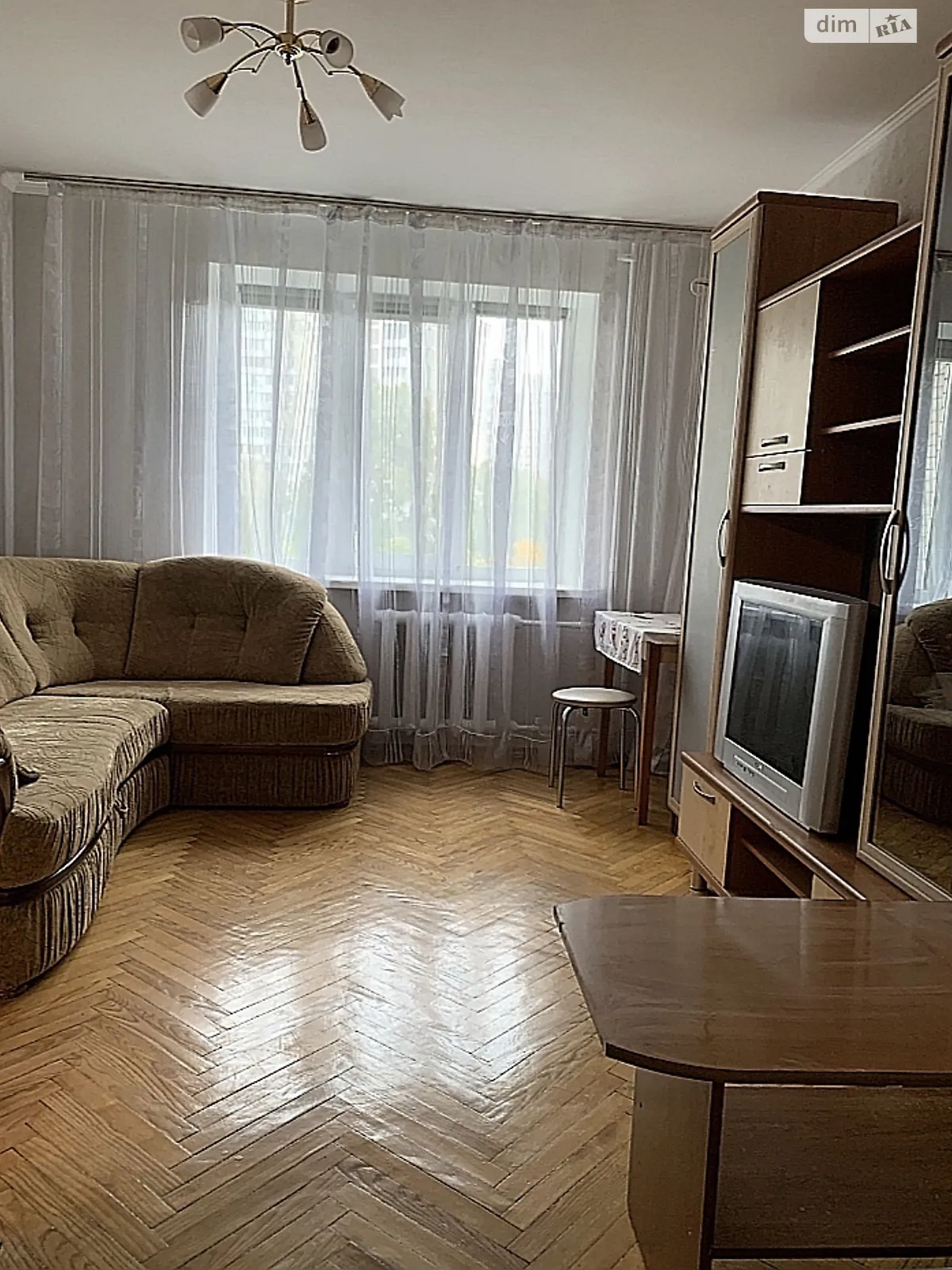 Сдается в аренду 1-комнатная квартира 40 кв. м в Киеве, ул. Анны Ахматовой, 5 - фото 1