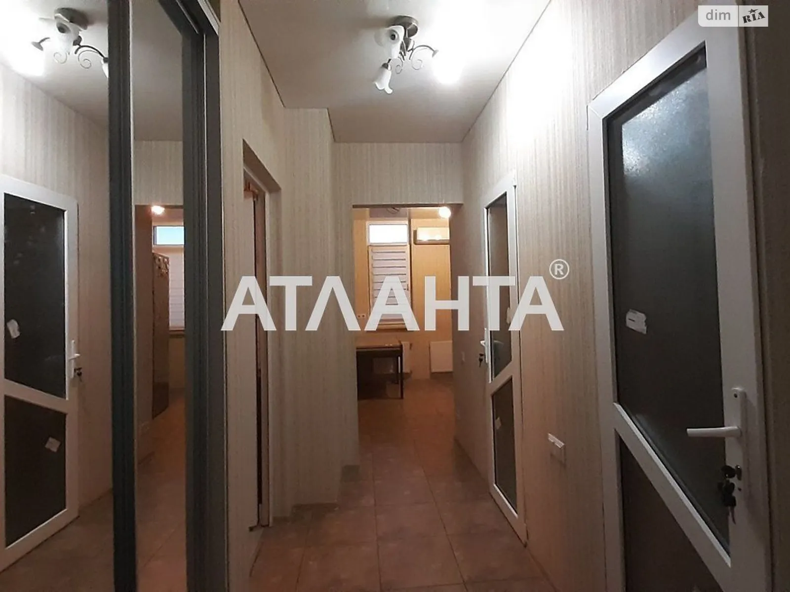 Продается 2-комнатная квартира 43 кв. м в Одессе, ул. Проценко, 50/38 - фото 1