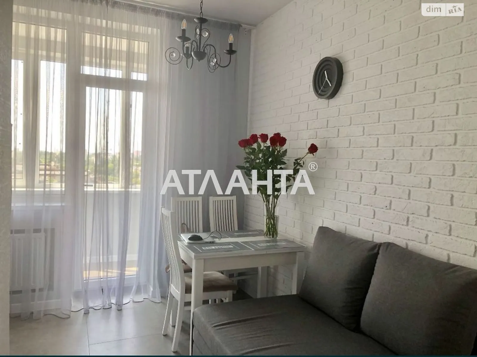 Продается 1-комнатная квартира 48 кв. м в Одессе, ул. Канатная, 122А