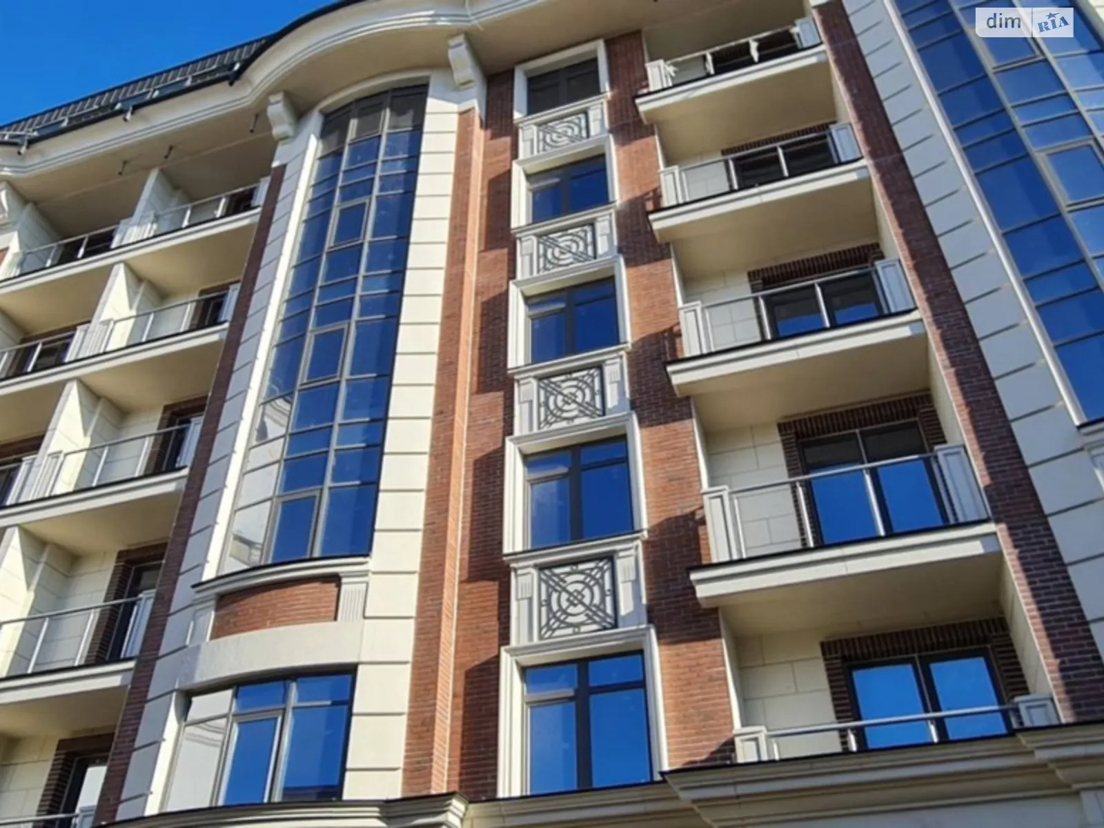 Продается 2-комнатная квартира 80 кв. м в Одессе, ул. Еврейская, 3 - фото 1