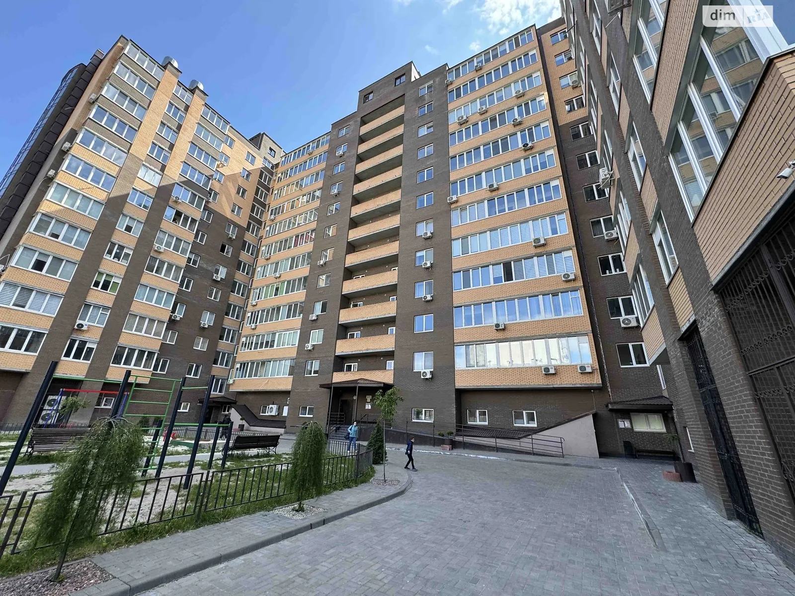 Продается 1-комнатная квартира 65.1 кв. м в Черкассах, ул. Гоголя, 261/2 - фото 1