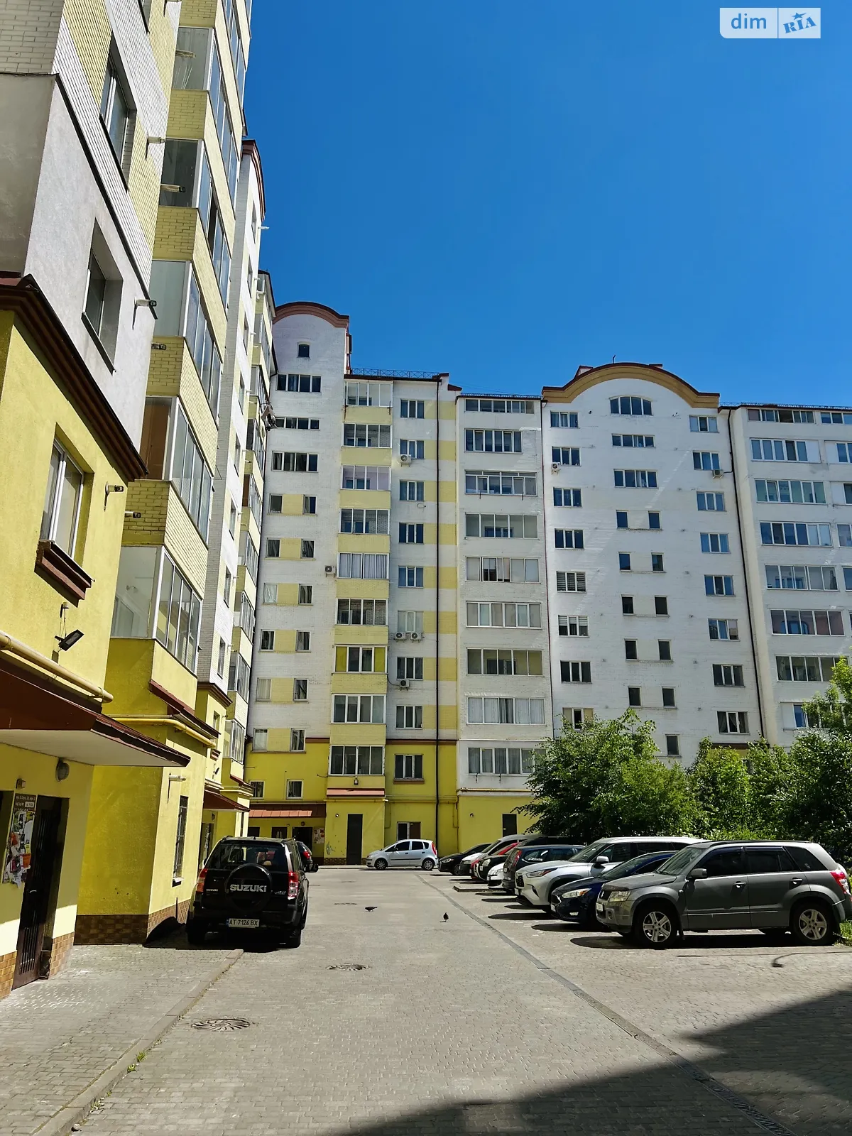 Продается 2-комнатная квартира 75 кв. м в Ивано-Франковске, цена: 75000 $