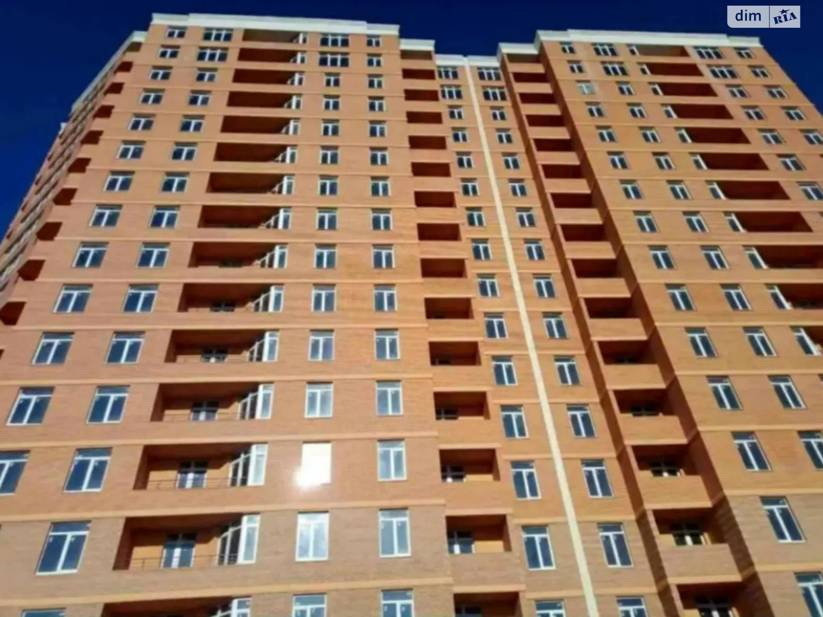 Продается 1-комнатная квартира 40 кв. м в Одессе, Овидиопольская дор., 3/3 корпус 3 - фото 1
