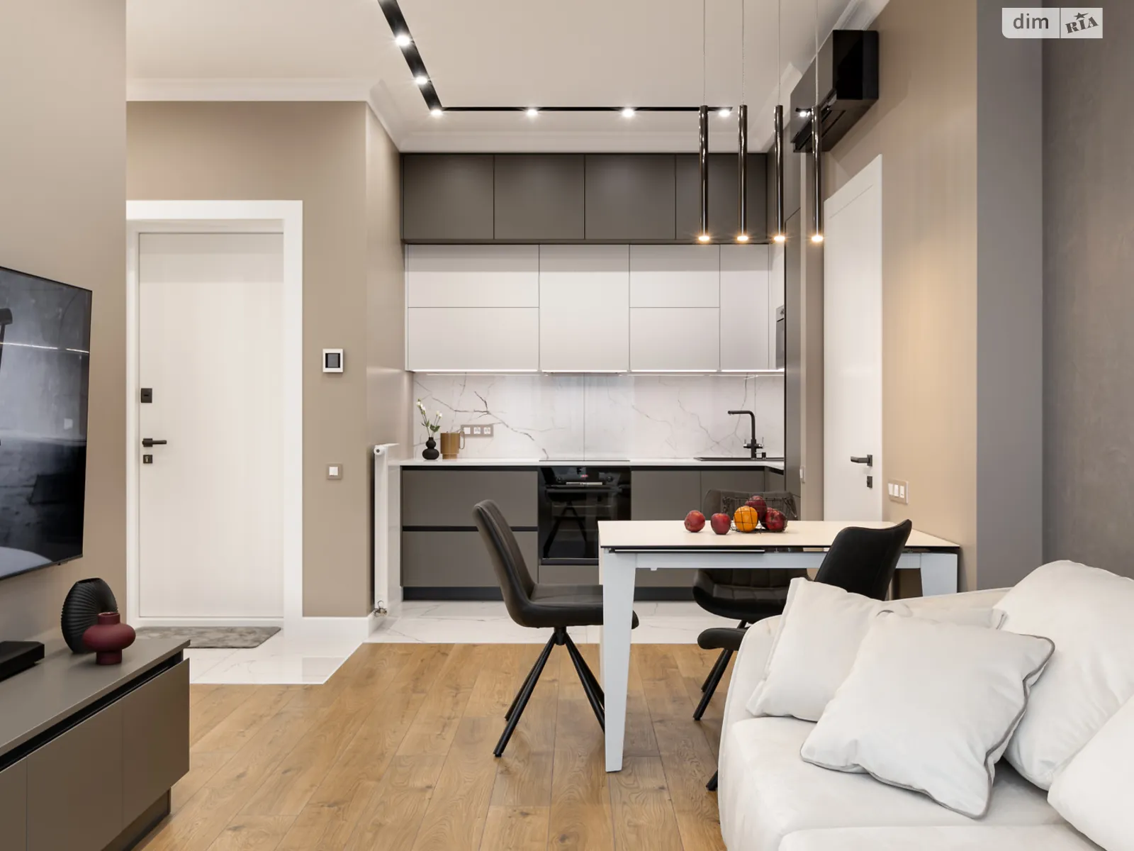 Продается 3-комнатная квартира 63.5 кв. м в Киеве, бул. Вацлава Гавела, 6/7А - фото 1