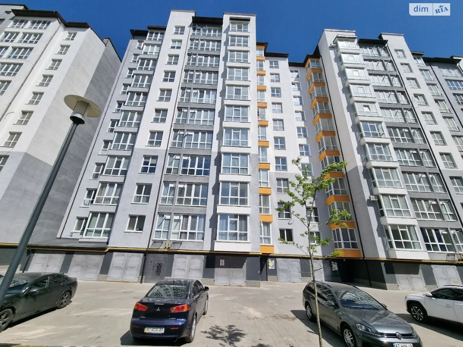 Продается 2-комнатная квартира 57 кв. м в Ивано-Франковске - фото 2