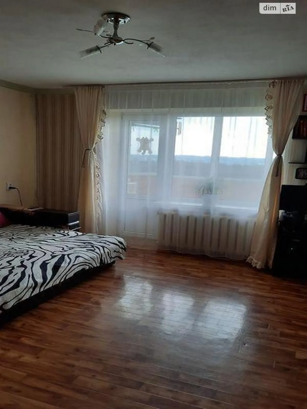Продается 1-комнатная квартира 37 кв. м в Харькове, ул. Грушевского, 5 - фото 1