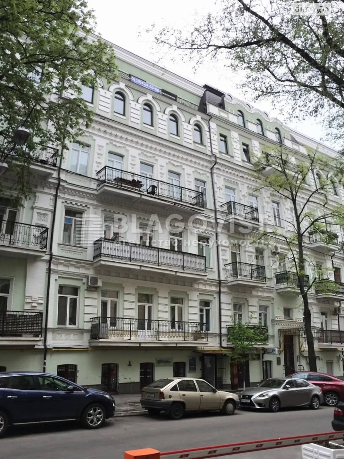 Сдается в аренду 3-комнатная квартира 178 кв. м в Киеве - фото 2
