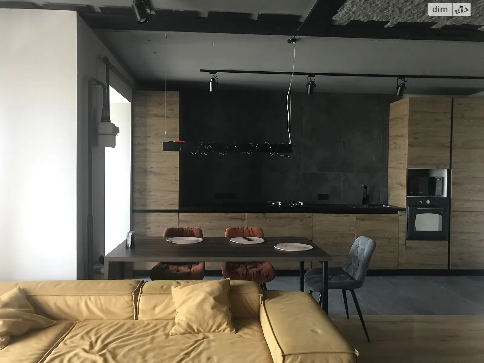 Продается 3-комнатная квартира 105.9 кв. м в Миргороде - фото 2
