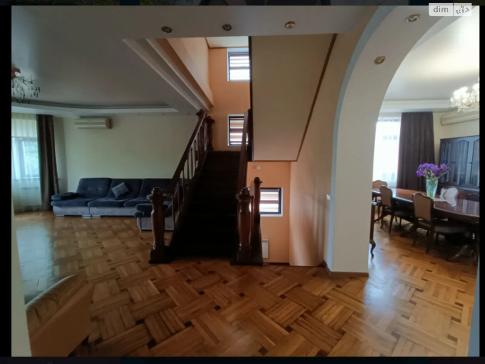 Продается дом на 4 этажа 380 кв. м с верандой - фото 2