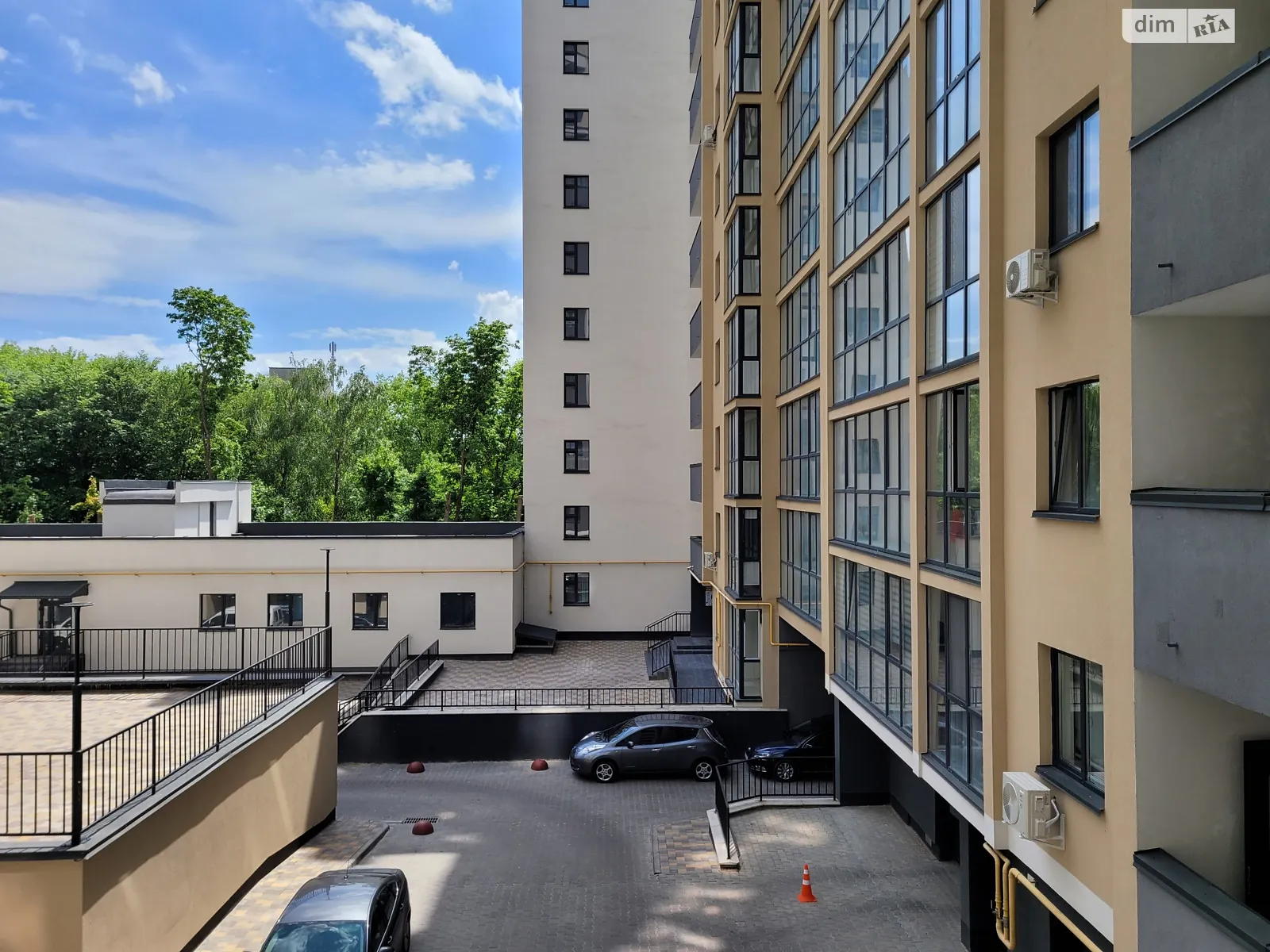 2-комнатная квартира 68 кв. м в Тернополе, ул. Чумацкая