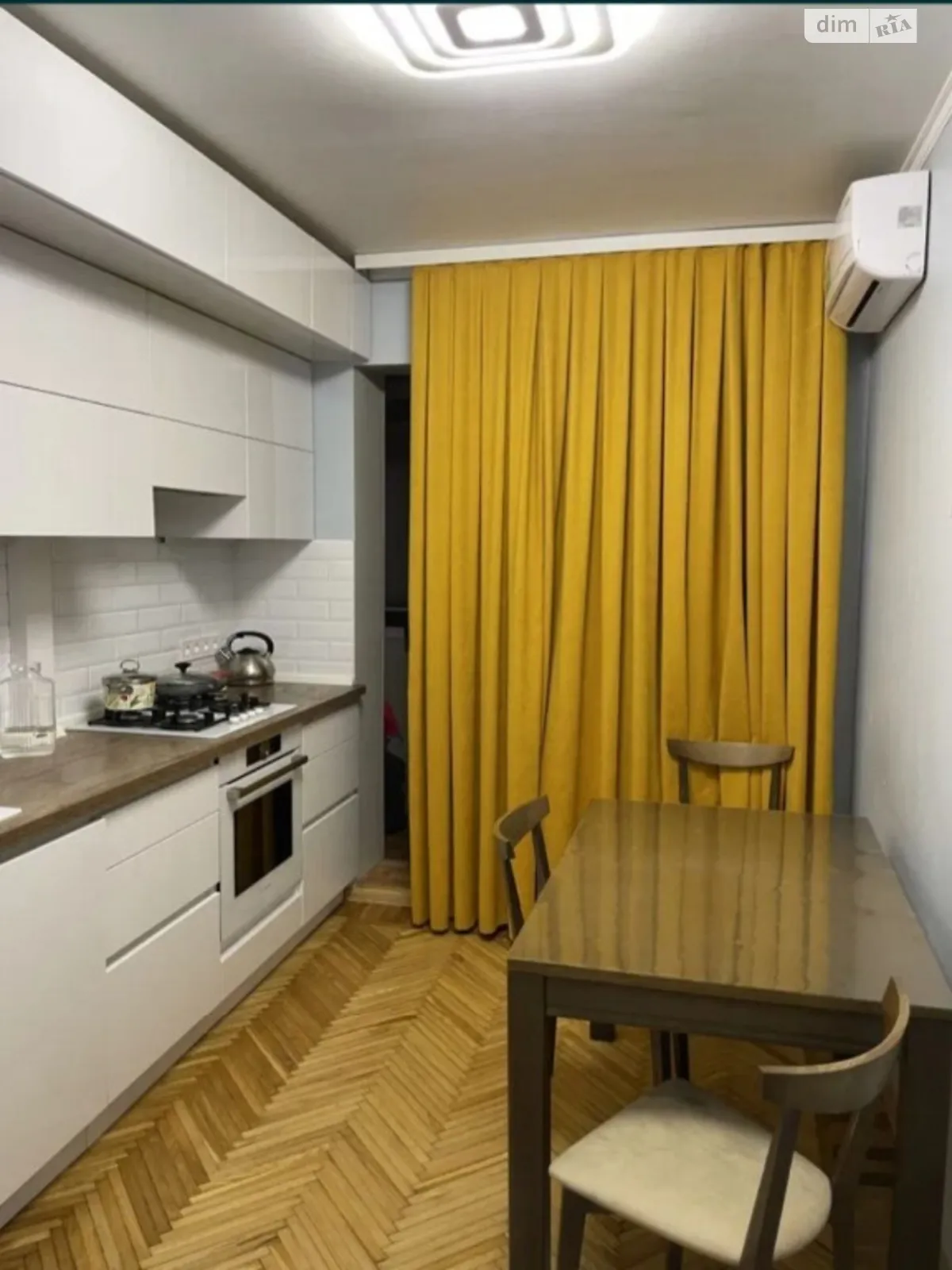 Продается 3-комнатная квартира 65 кв. м в Одессе, ул. Палия Семена