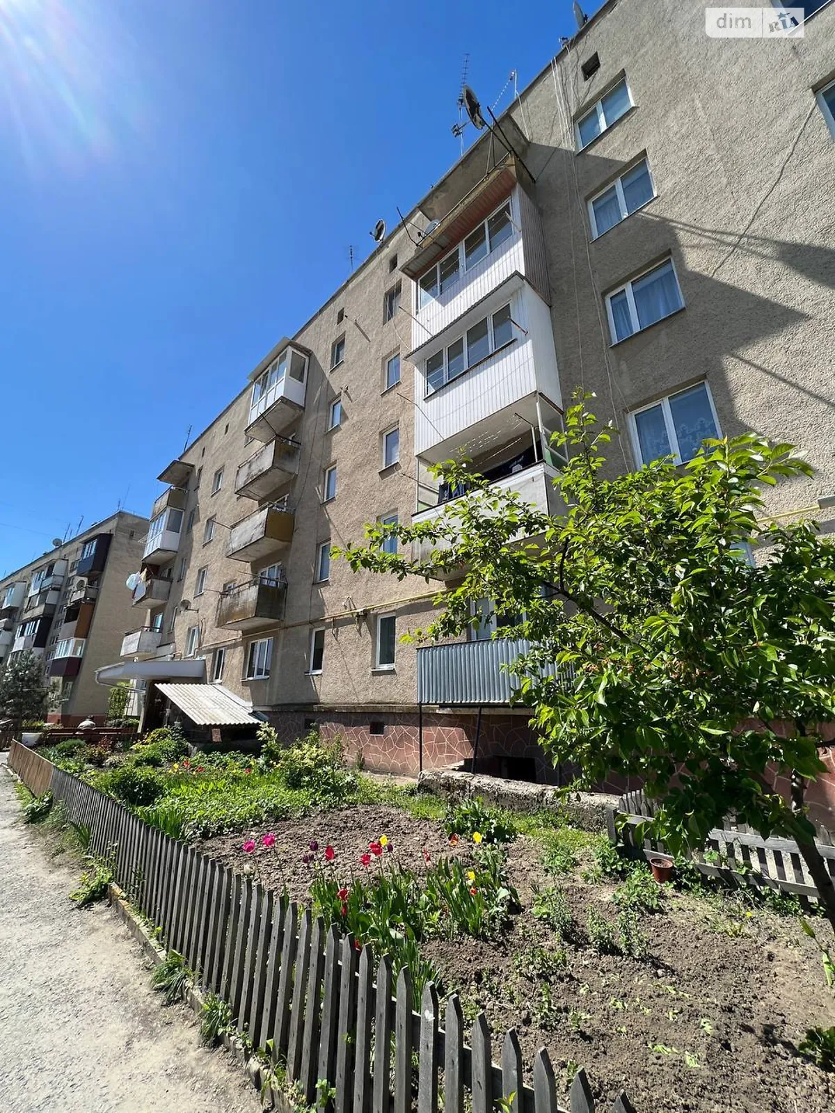 Продается 3-комнатная квартира 62 кв. м в Монастыриске, ул. Тараса Шевченко - фото 1