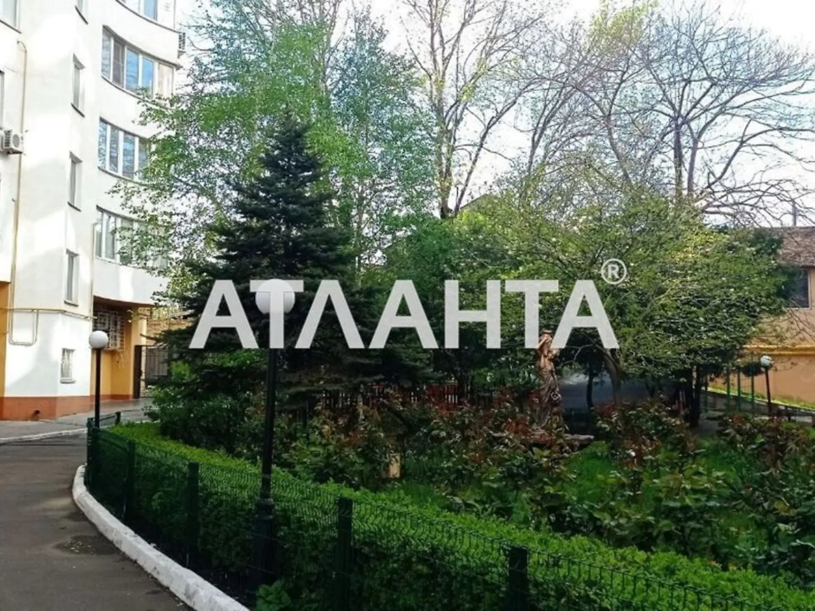Продается 1-комнатная квартира 56.9 кв. м в Одессе, ул. Авдеева-Черноморского - фото 1