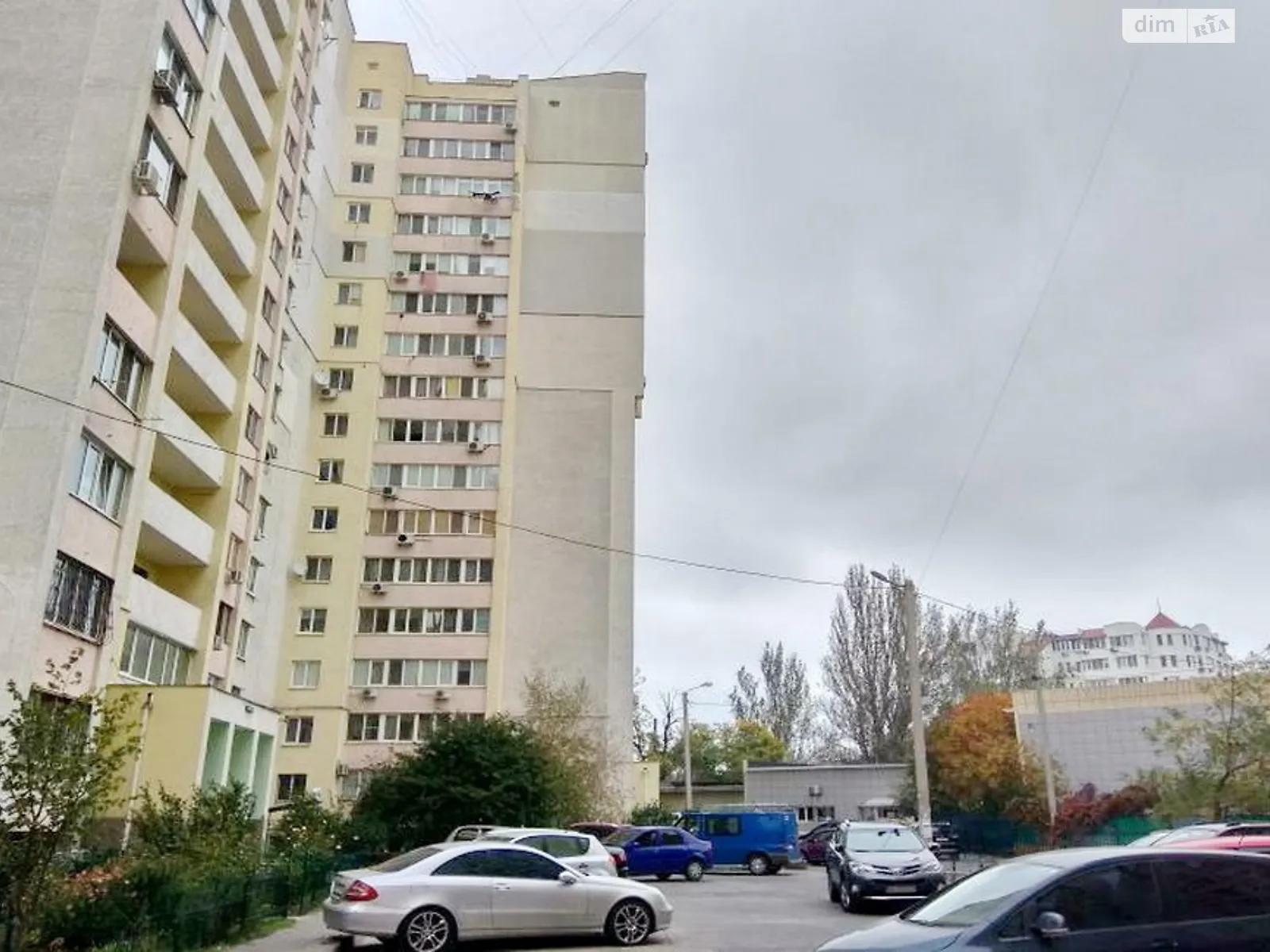 Продается 1-комнатная квартира 42 кв. м в Одессе, ул. Пишоновская - фото 1