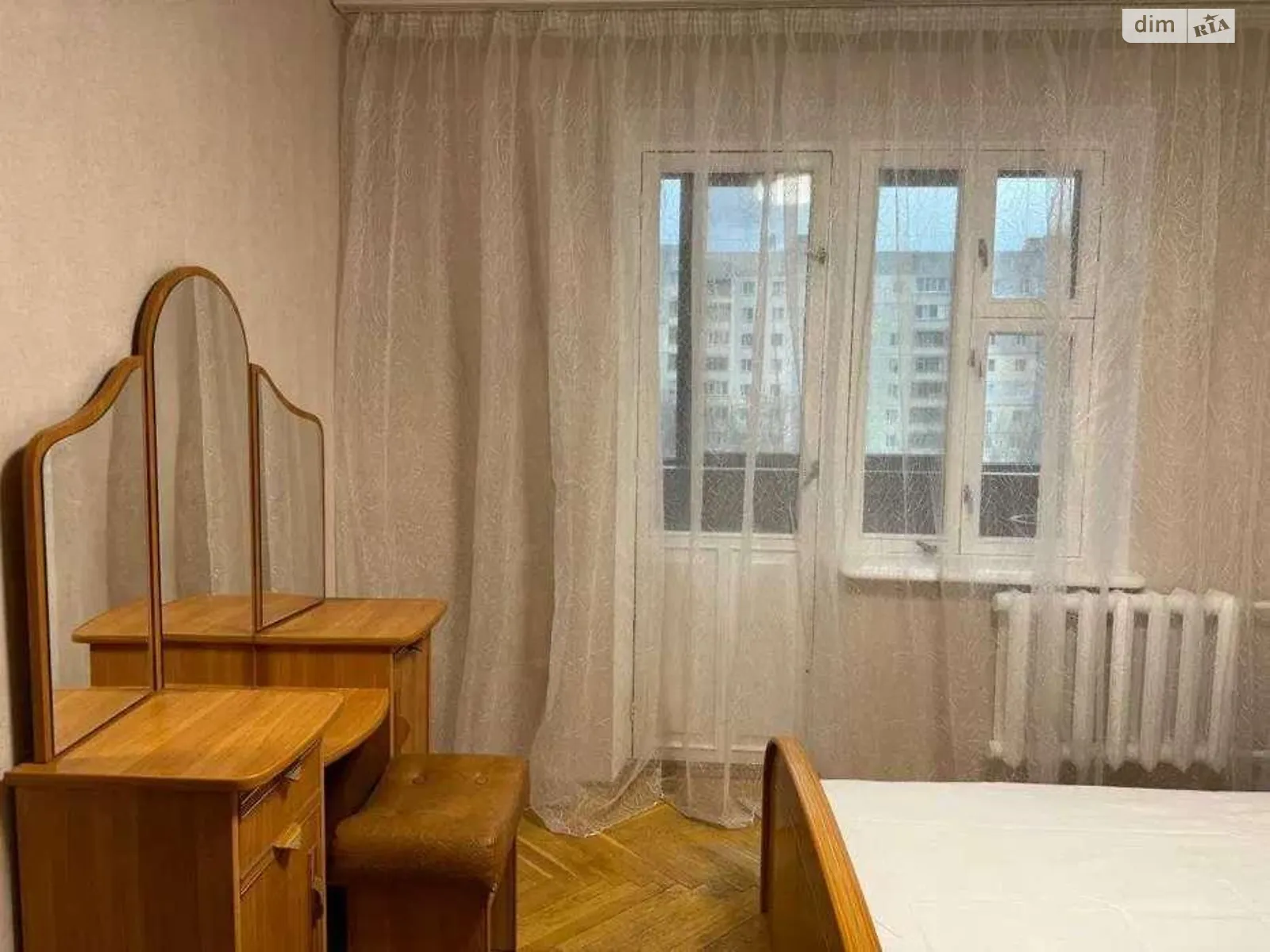 Продается 3-комнатная квартира 72 кв. м в Броварах, ул. Черных Запорожцев, 64Б - фото 1