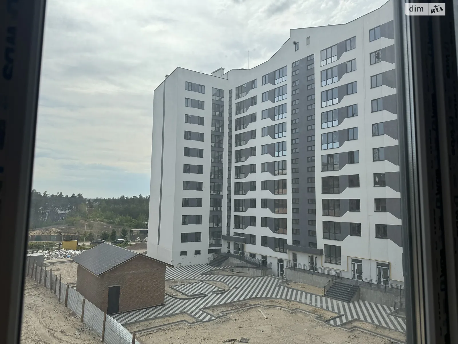 Продается 1-комнатная квартира 45 кв. м в Гостомеле, ул. Охотничья - фото 1