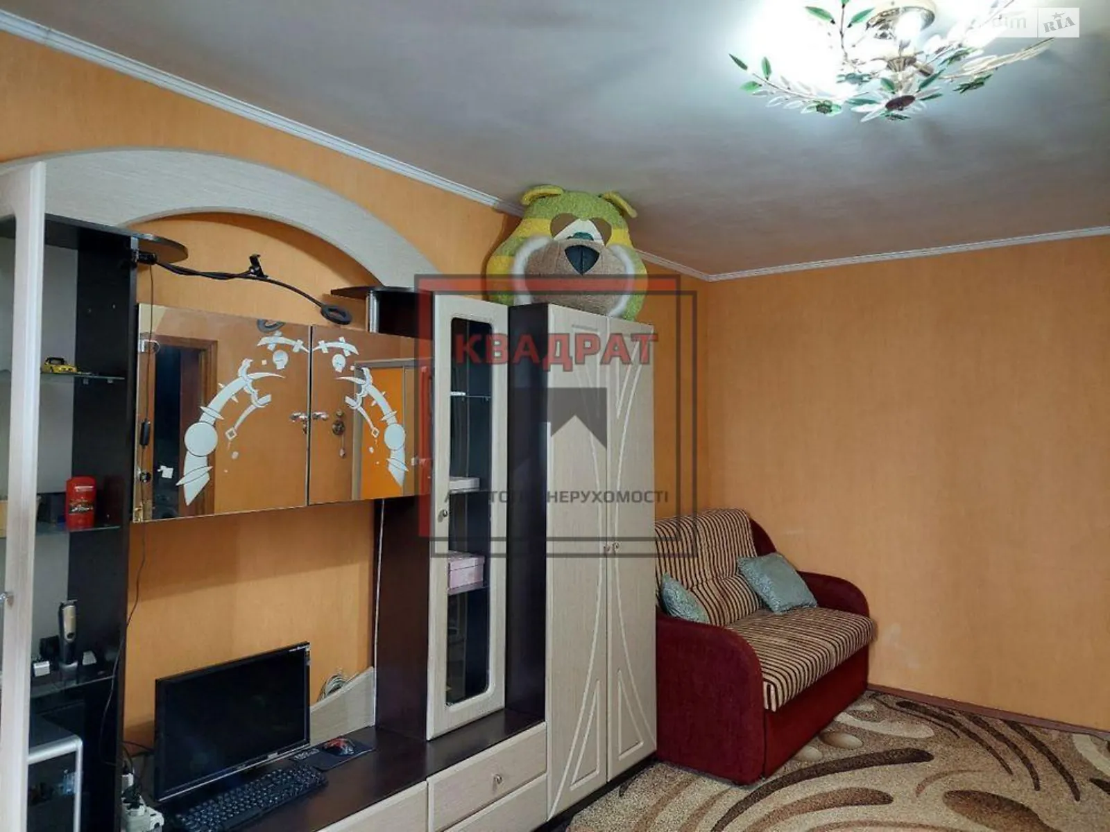Продается 1-комнатная квартира 36.4 кв. м в Полтаве, ул. Гожуливський