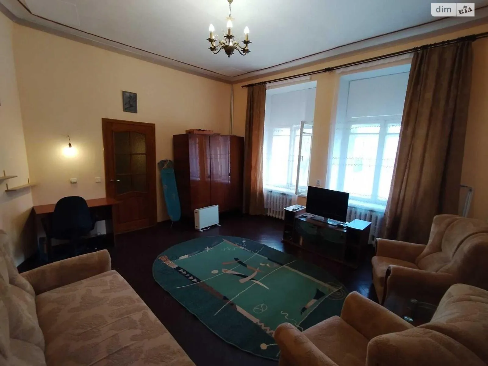 Продается 1-комнатная квартира 40 кв. м в Харькове