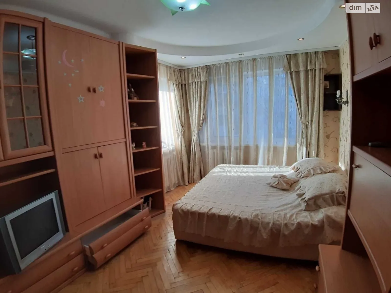 Сдается в аренду 2-комнатная квартира 45 кв. м в Киеве, ул. Братиславская