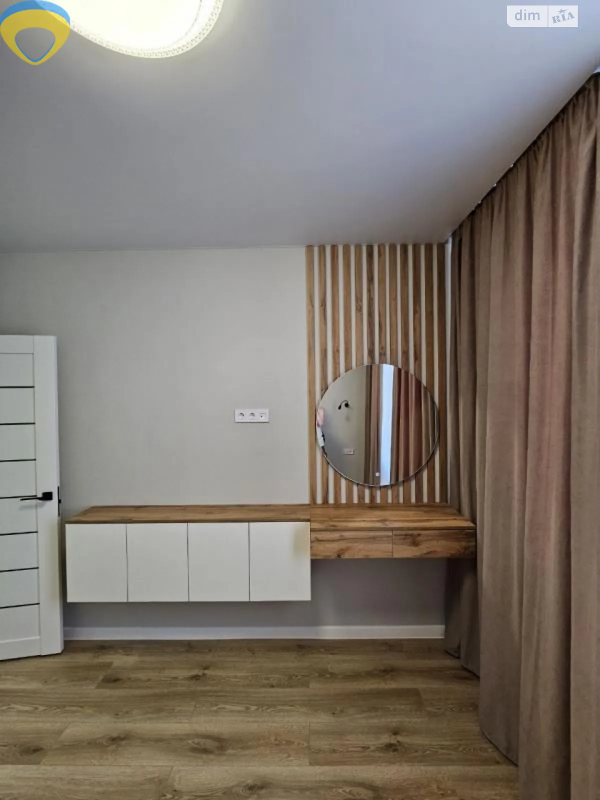 Продається 1-кімнатна квартира 41.2 кв. м у Одесі, цена: 58600 $