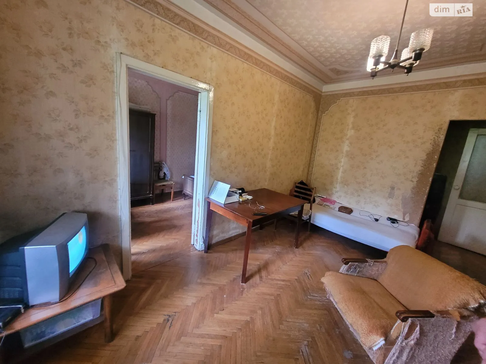Продається 3-кімнатна квартира 56.43 кв. м у Києві, вул. Уманська, 31 корпус 2 - фото 1