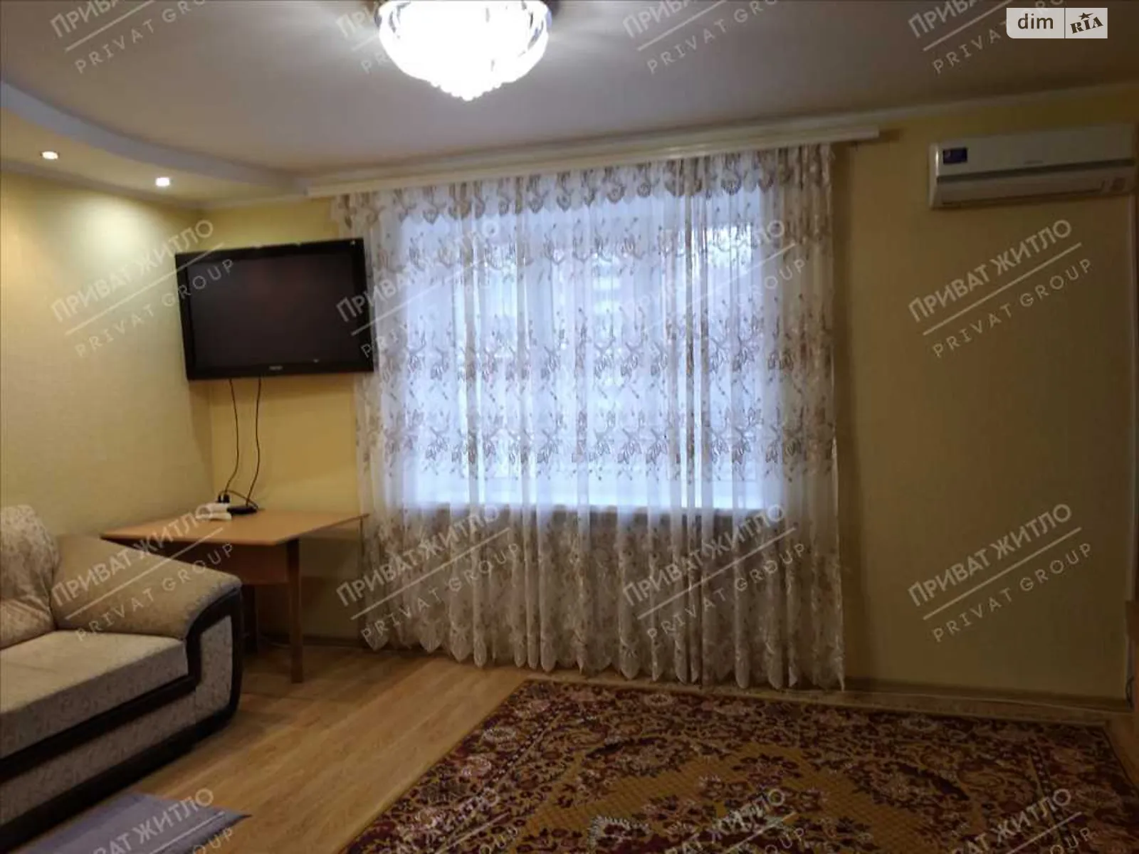 Продается 2-комнатная квартира 60 кв. м в Полтаве, цена: 70000 $