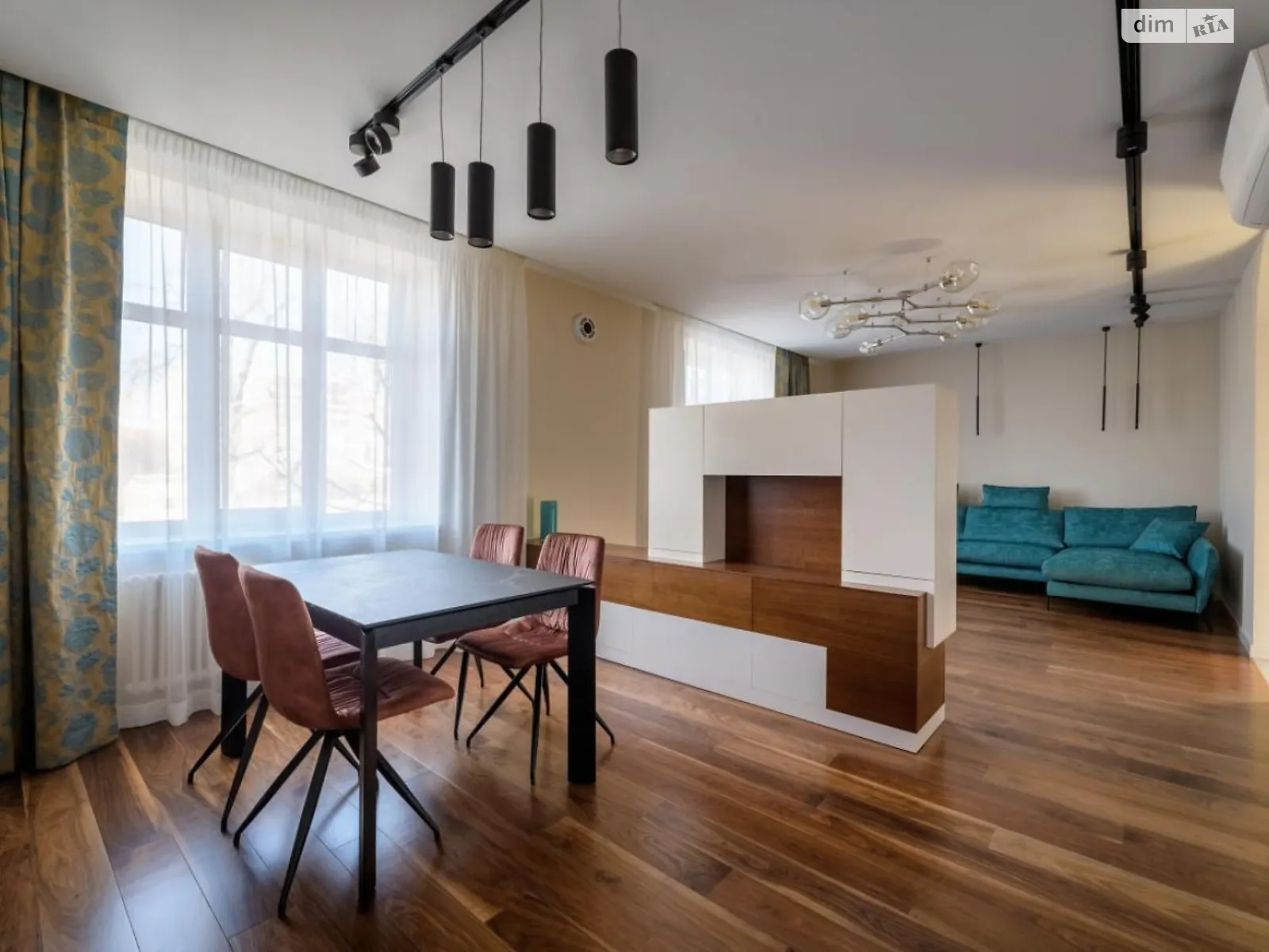 Продается дом на 2 этажа 160 кв. м с мебелью, цена: 520000 $ - фото 1