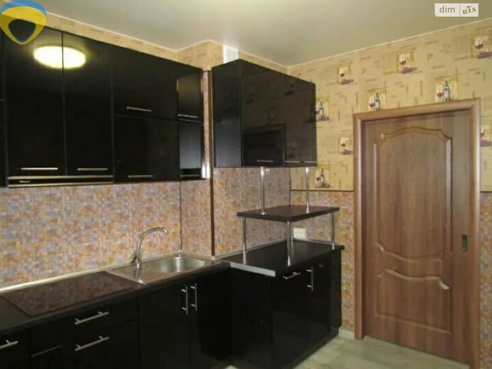 Продается 3-комнатная квартира 72 кв. м в Одессе, ул. Марсельская - фото 1